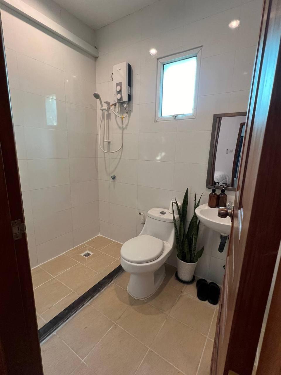 D32 Homestay Near Airport Behind Brown Coffee Airport Phnom Penh Esterno foto